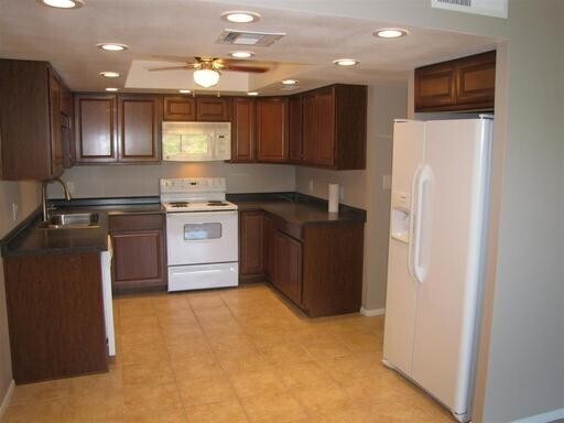 Foto del edificio - COMING SOON! Scottsdale Shadows 2Bed 2Bath includes ALL UTILITES!