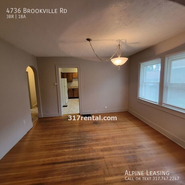 Building Photo - Christian Park 3BR House w/Garage!