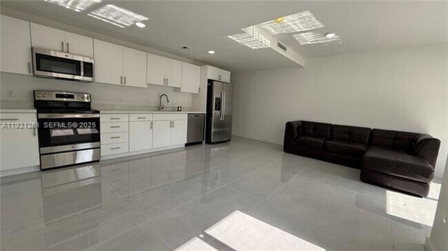 Foto del edificio - 14571 SW 261st St