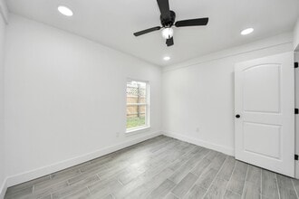Building Photo - 7208 Helmers St
