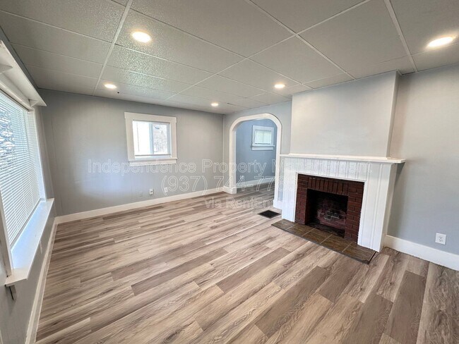 Foto del edificio - 1020 Walnut Hill Pl