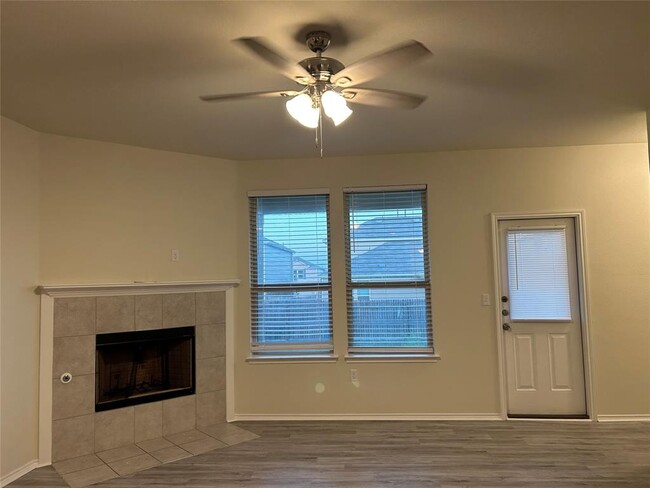 Building Photo - 11717 Eragon Dr