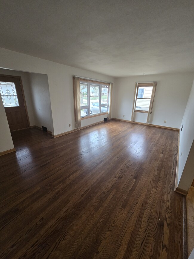 Living Room - 7834 42nd Ave