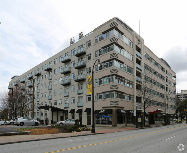 Foto del edificio - 805 Peachtree St NE