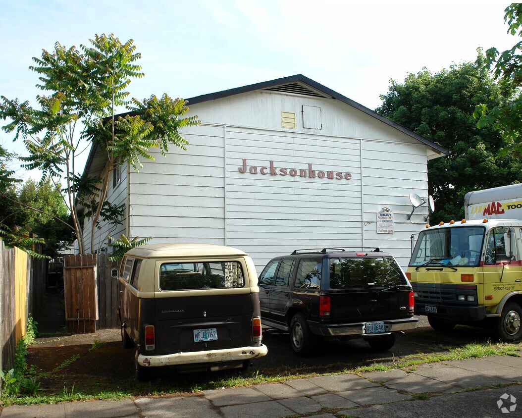 Building Photo - Jacksonhouse Apartments