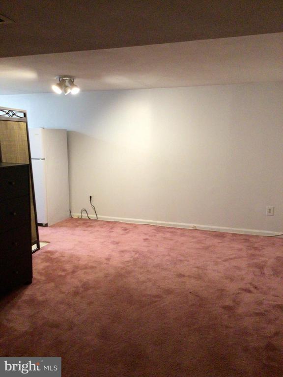 Foto del edificio - 1307 Fairlakes Pl