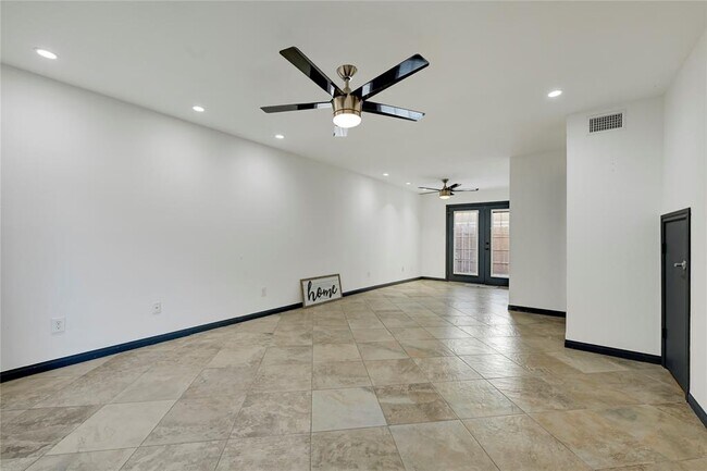 Foto del edificio - 4960 Milwee St