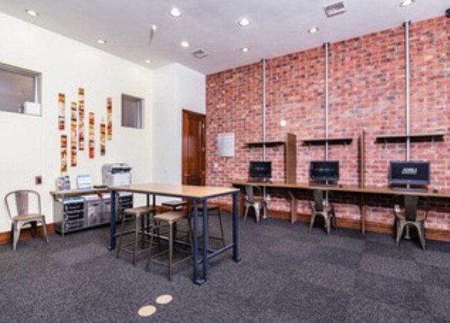 Foto del edificio - 756 E 19th Ave