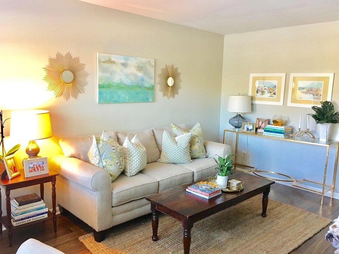 Foto principal - 821 Von Kolnitz Rd