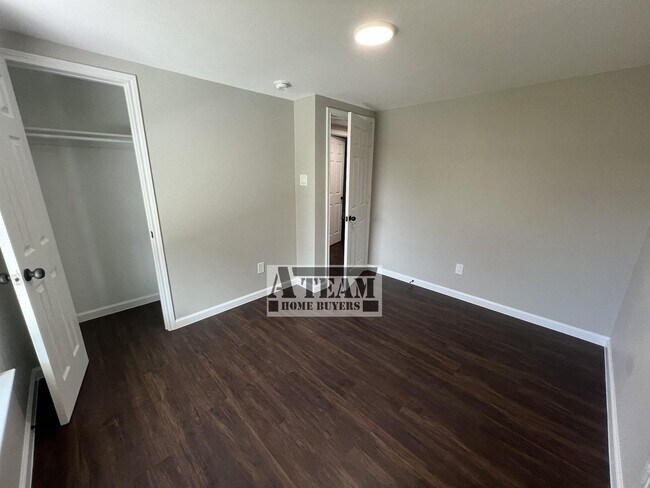 Building Photo - Beautiful Remodeled 3 Bed 1 Bath