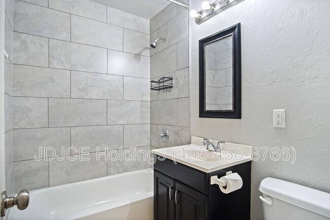 Building Photo - 312 E Jacobs Dr