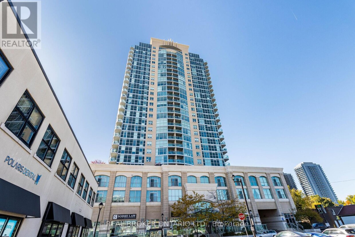 Photo principale - 9-909 George St S