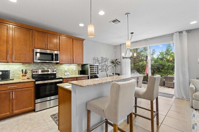 Building Photo - 4601 Tara Cove Way
