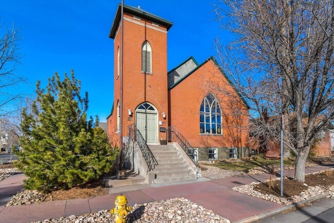 Photo - Luxury residence in the heart of Denver’s historic Baker district - 2 bedrooms - 2 Bathrooms - To... House