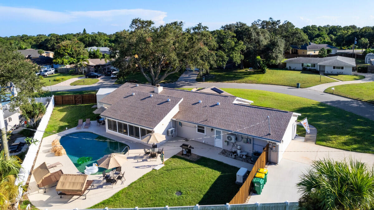 Foto principal - 1260 Leslie Dr