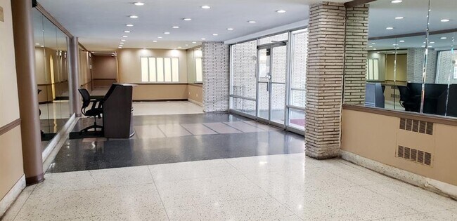 Foto del edificio - 30 Bay 29th St