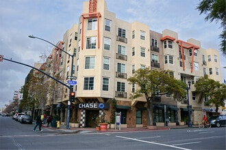 Building Photo - 1435 India St