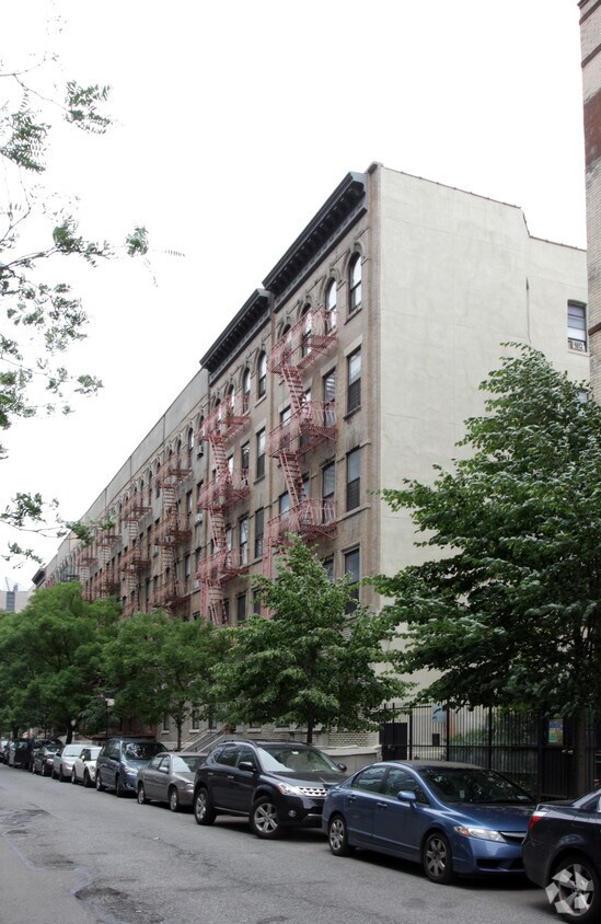 Primary Photo - San Juan Apartments