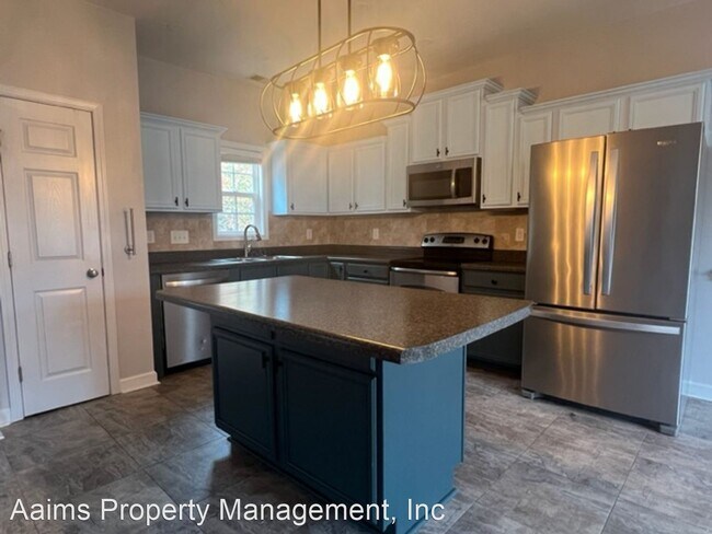 Foto del edificio - 5 br, 3.5 bath House - 1547 Rough Rider Ln