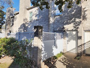 Building Photo - 6000 Reims Rd