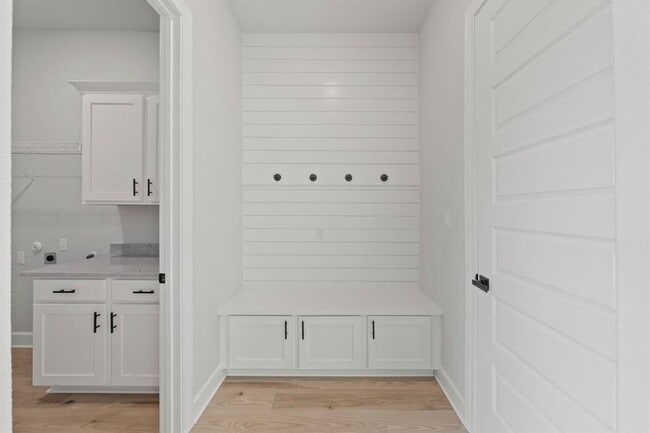 Building Photo - 110 Nandina Path