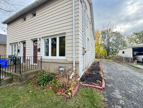 Building Photo - 26 Eastchester Ave