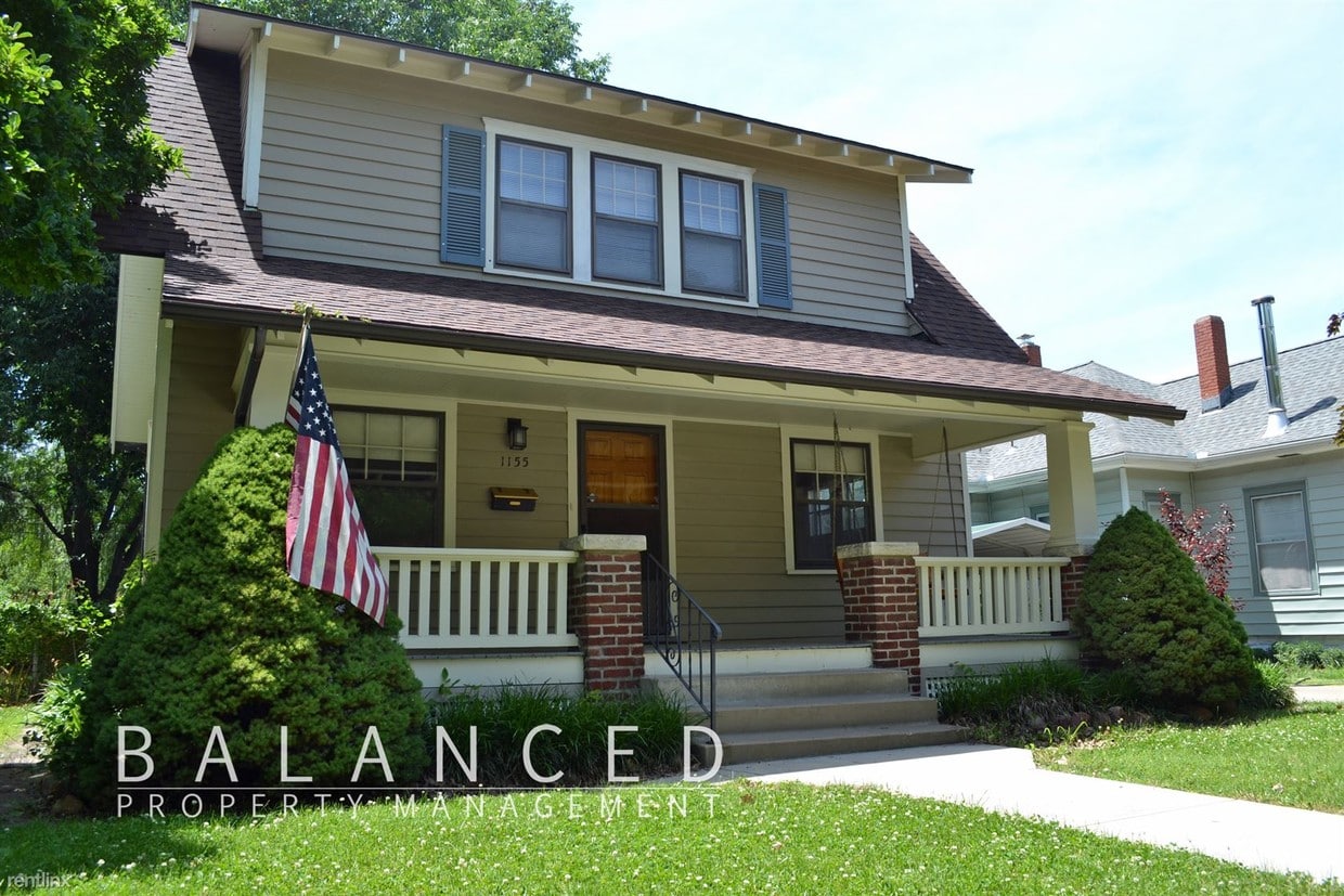 Primary Photo - 2 br, 1.5 bath House - 1155 SW College Ave