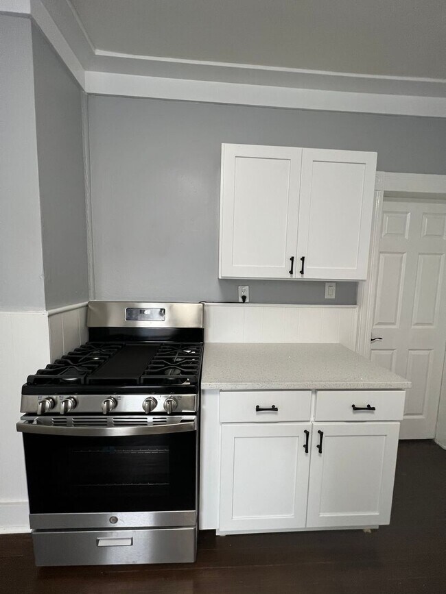 Foto del edificio - 456 Poplar St