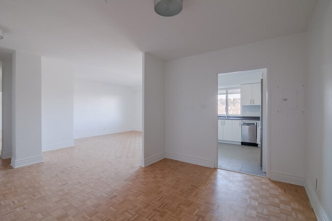Photo du bâtiment - 4555 Av. Bonavista