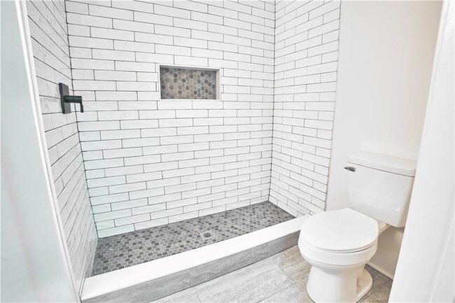 Foto del edificio - 184 Scott St NW