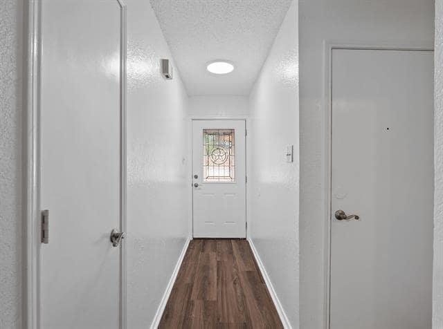 Building Photo - 6007 Brentcove Dr