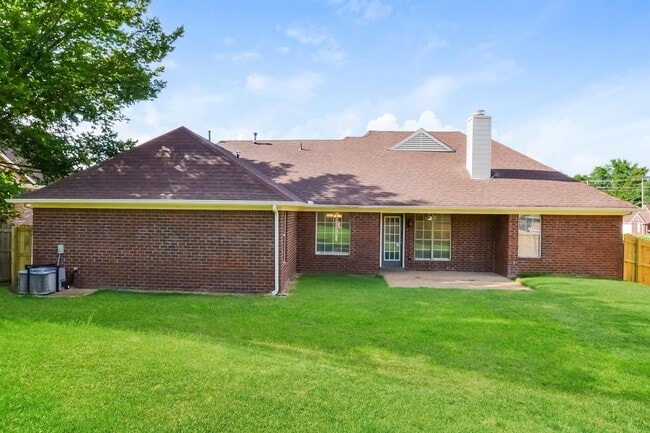 Building Photo - 7473 Beauregard Cove
