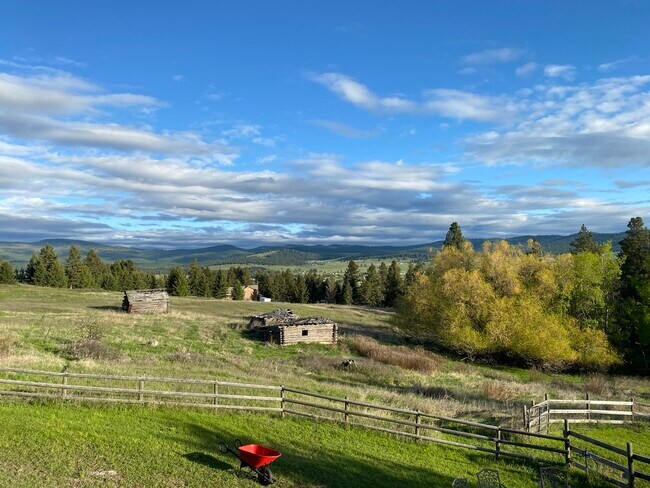 Ubicación preciosa - 1257 Smith Lake Rd