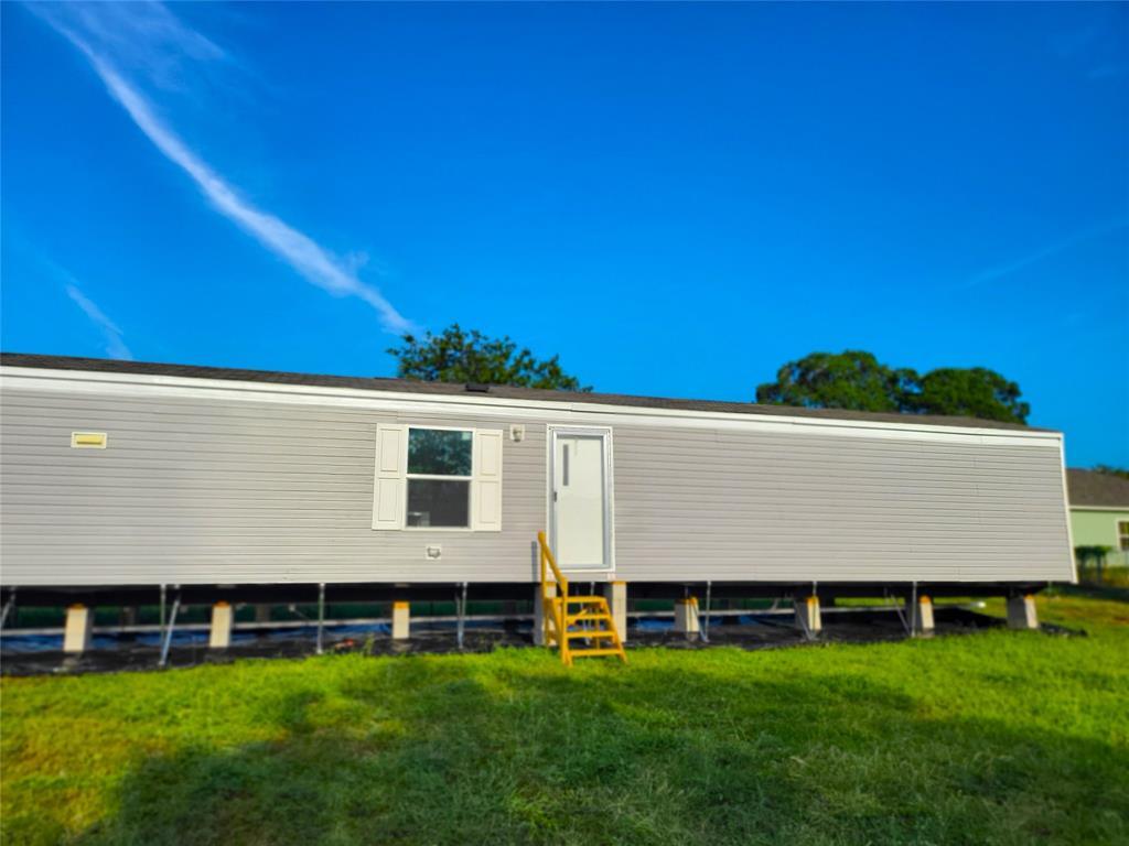 306 Concrete St, Yoakum, TX 77995 House Rental in Yoakum, TX