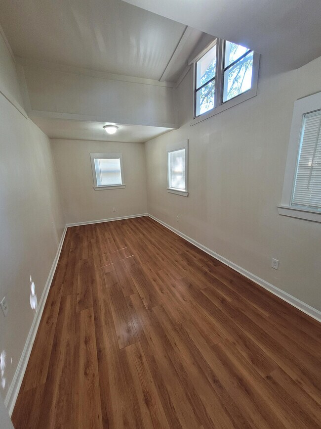 Foto del edificio - 330 Taft St SW