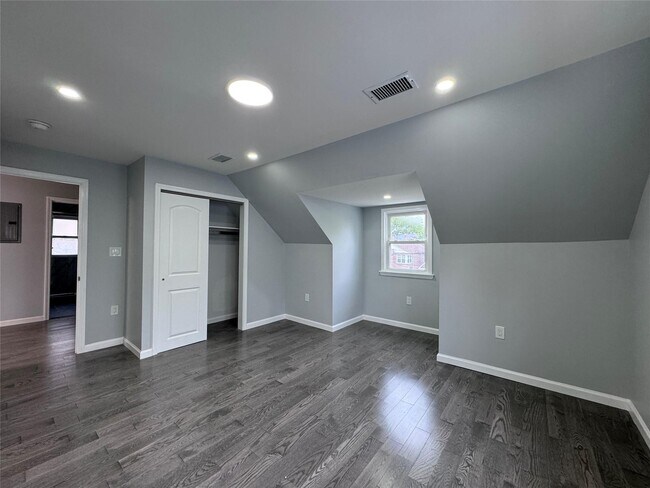Foto del edificio - 145-39 20th Ave