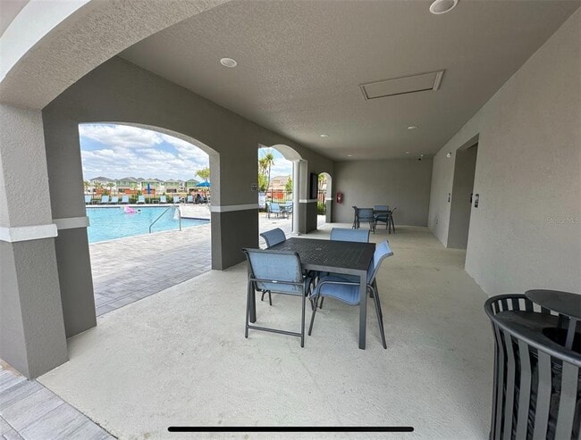 Building Photo - 662 Stoney Pointe Cir