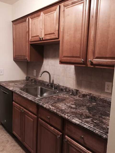Foto del edificio - 1002 Cherry Hill Dr