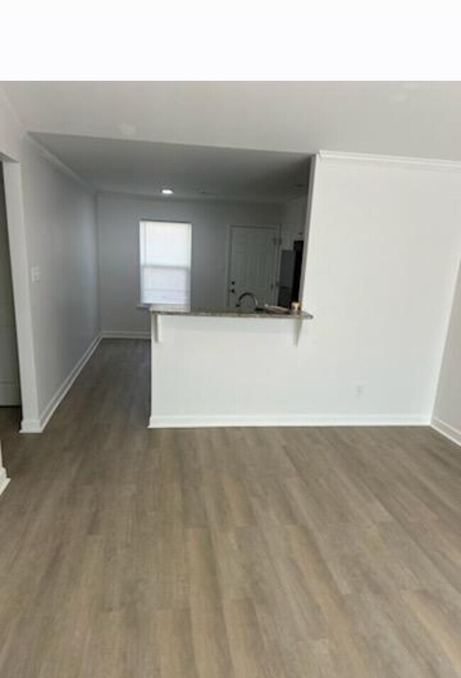 Foto del edificio - 402 W Cherry St