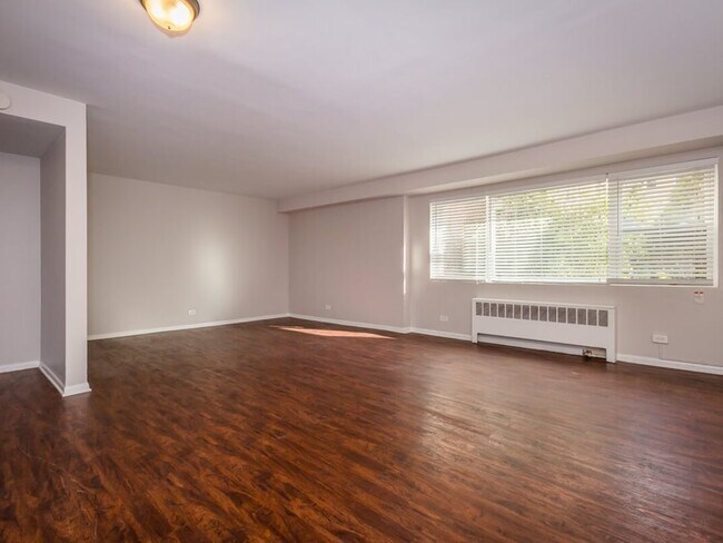 Foto del edificio - 7539 N Bell Ave