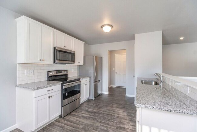 Building Photo - 10227 Pennridge Dr
