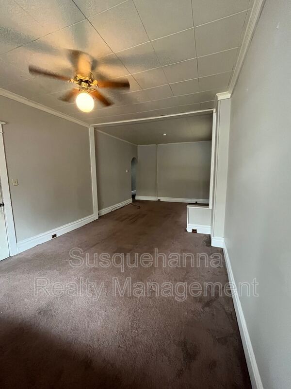 Foto del edificio - 2137 Derry St