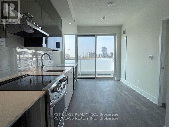 Photo du bâtiment - 188 Fairview Mall Dr