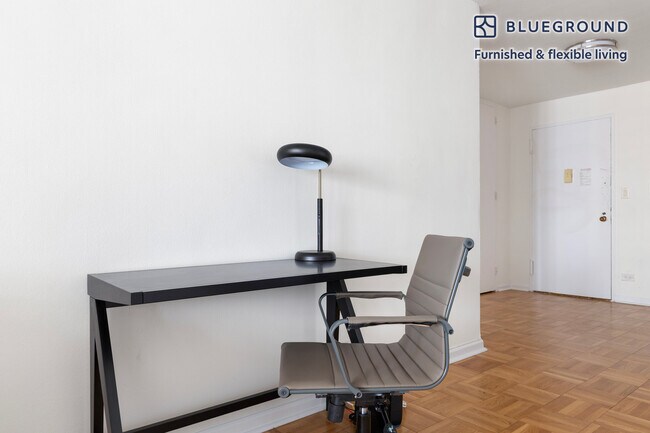 Foto del edificio - 305 East 86th St