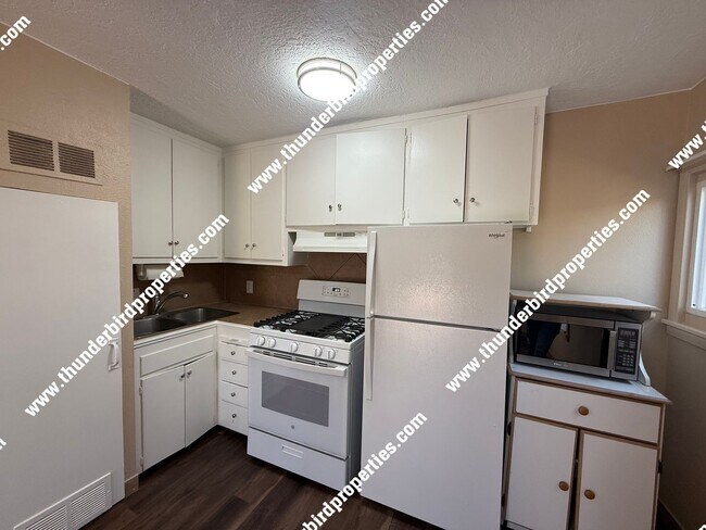 Foto del edificio - Charming 1 bedroom 1 bath Casita in the No...