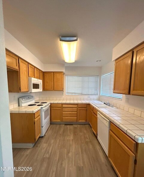 Foto del edificio - 5002 Canyon Run Dr