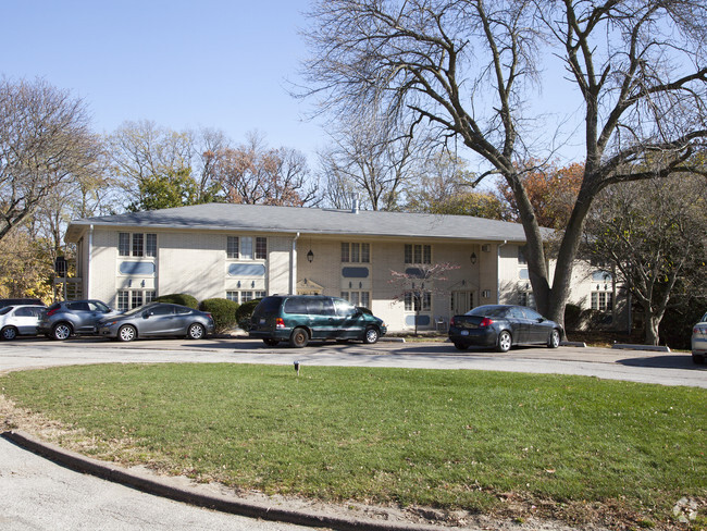 Foto del edificio - Beverly Manor Apartments