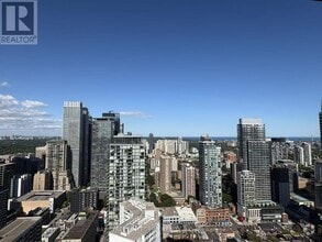 Building Photo - 1080-1080 Bay St.