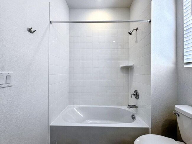 Foto del edificio - This property is located in a 55+ communit...