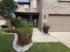 Building Photo - 15218 Loys Coves Ct